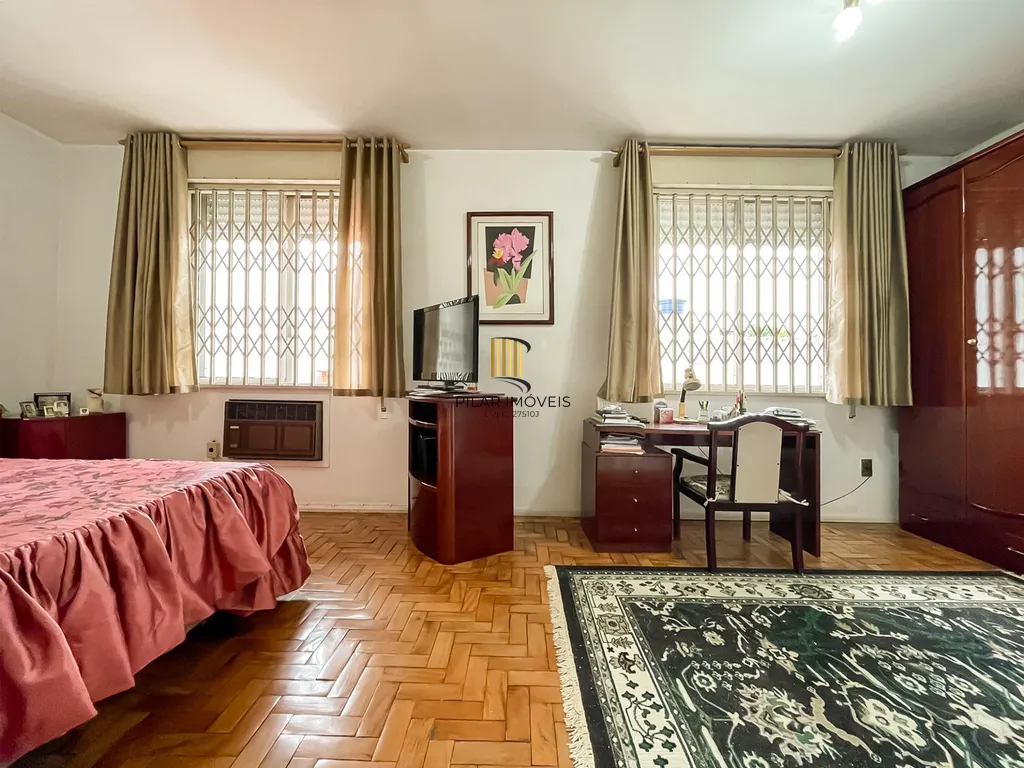 Casa 3 dormitórios no bairro Nonoai