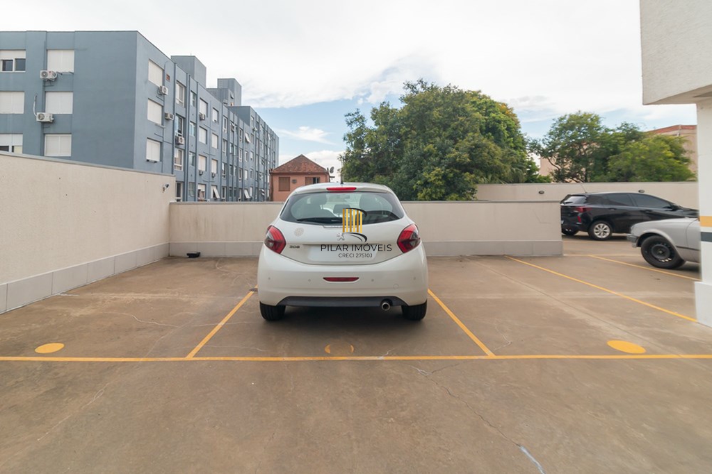 Apartamento 2 dormitórios no bairro Azenha