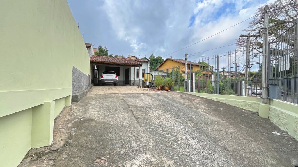 Casa 3 dormitórios no bairro Vila Nova