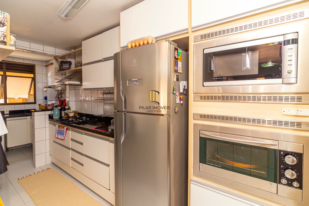 Apartamento 3 dormitórios no bairro Mont Serrat