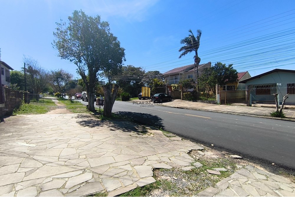 Casa 2 dormitórios no bairro Fiuza