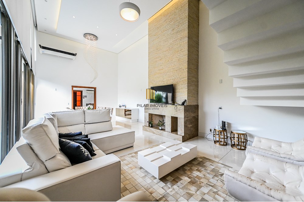 Casa de Condomínio 5 dormitórios no bairro São Lucas