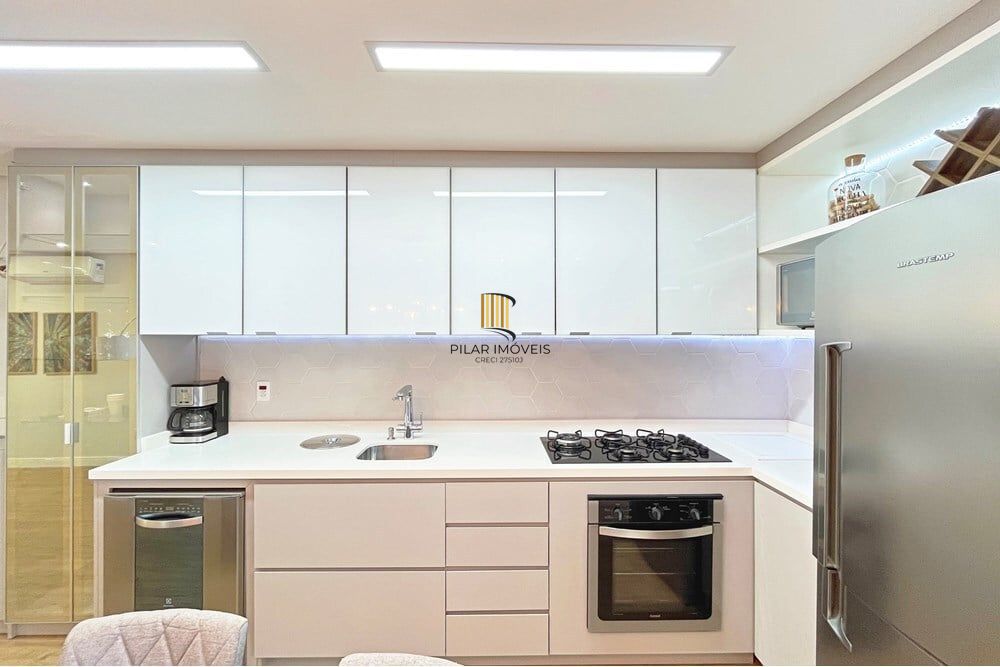 Casa 4 dormitórios no bairro Teresópolis