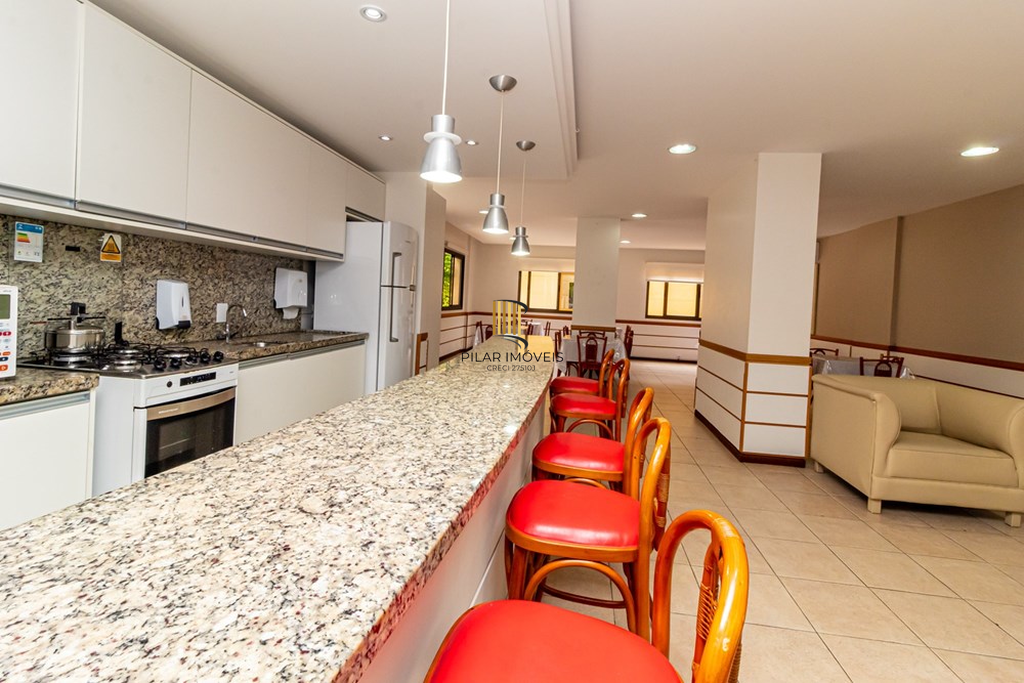 Apartamento 2 dormitórios no bairro Passo da Areia