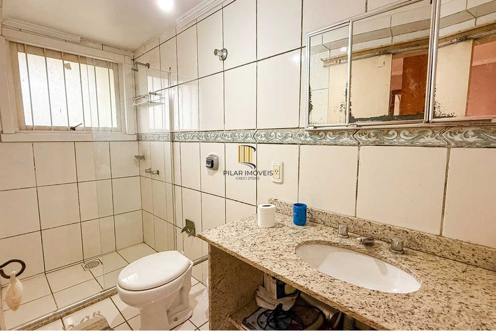 Casa 6 dormitórios no bairro Nossa Senhora das Graças