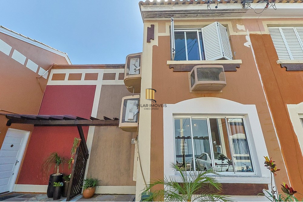 Casa de Condomínio 2 dormitórios no bairro Jardim Itu