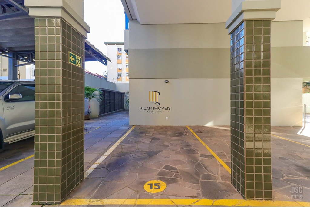 Apartamento 3 dormitórios no bairro Menino Deus