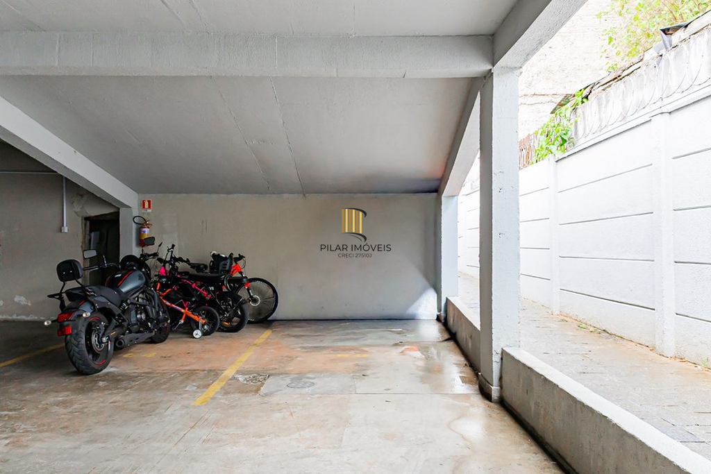 Apartamento 2 dormitórios no bairro Glória