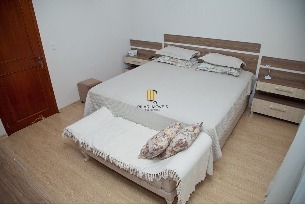 Casa 3 dormitórios no bairro Sumaré