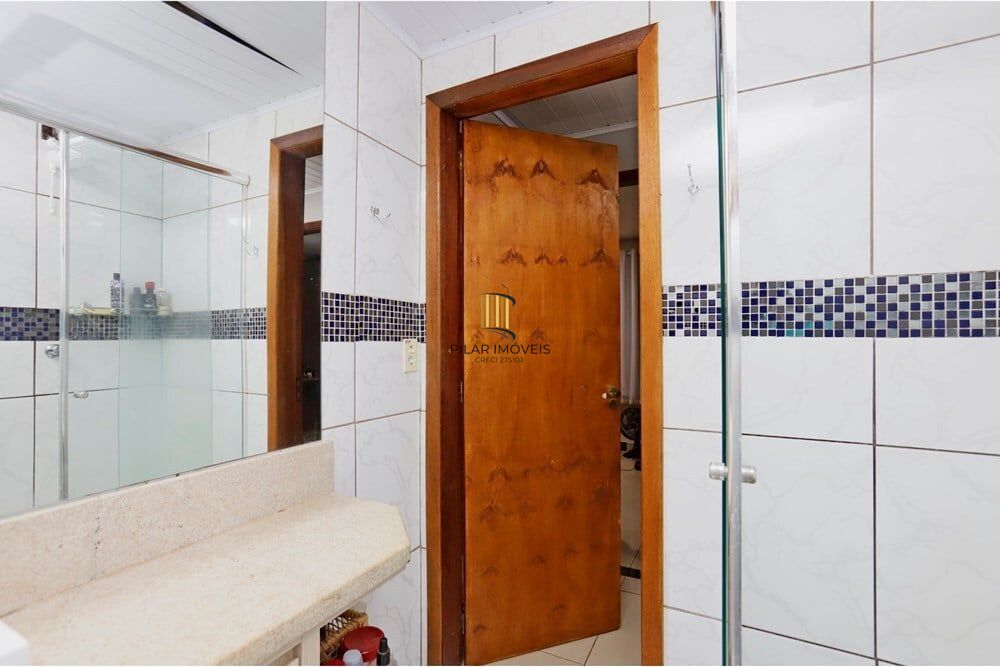 Casa 3 dormitórios no bairro Rubem Berta