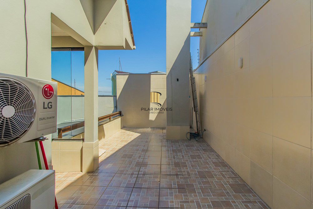 Casa 4 dormitórios no bairro Moinhos de Vento