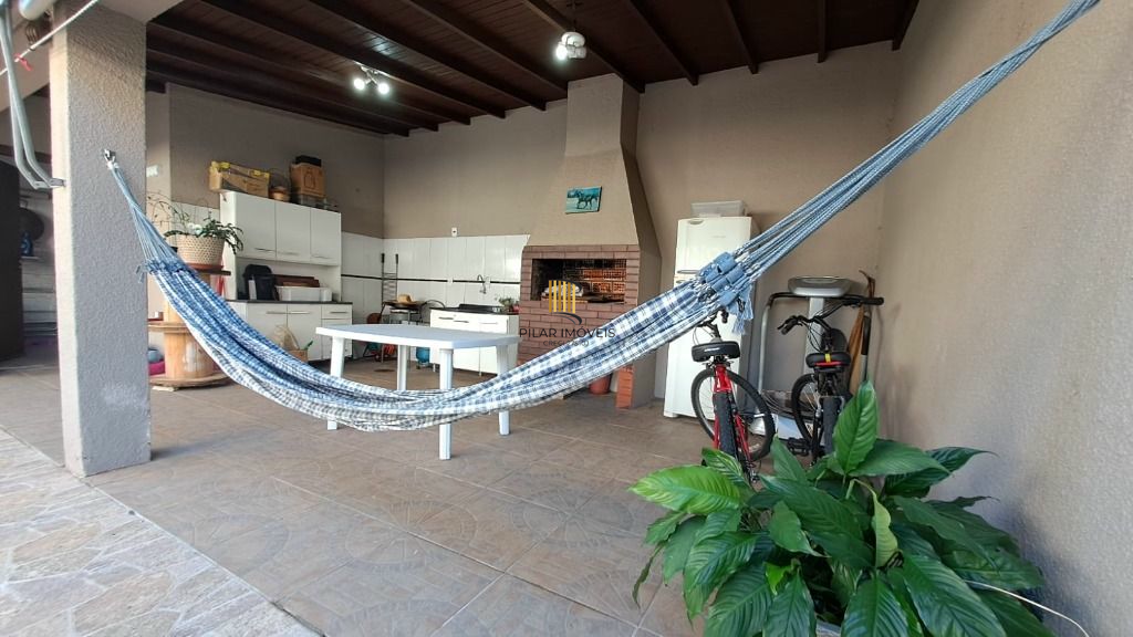 Casa 3 dormitórios no bairro Nonoai