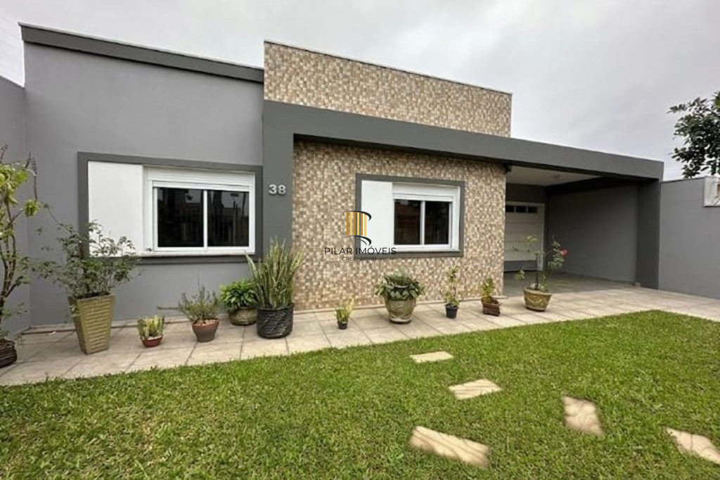Casa 3 dormitórios no bairro Harmonia
