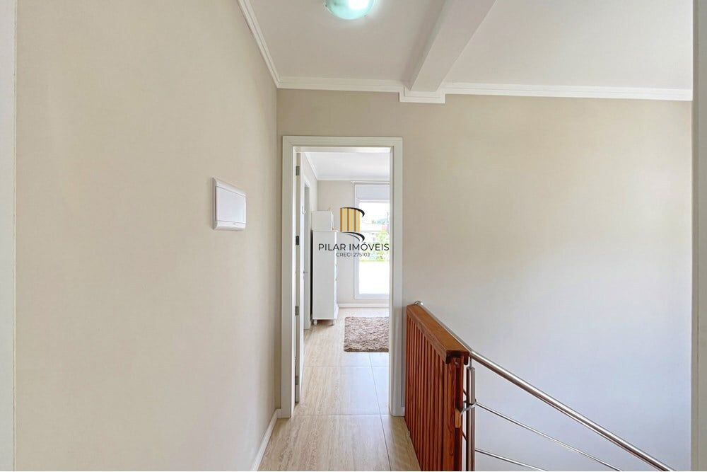 Casa 3 dormitórios no bairro Hípica