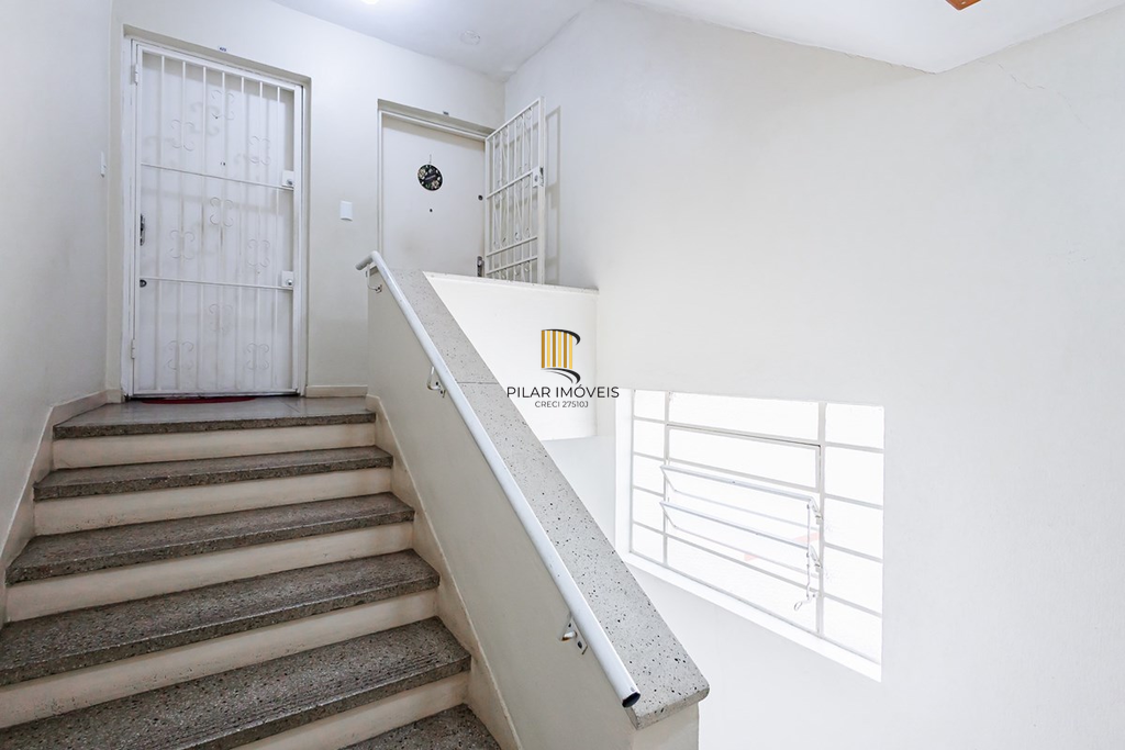 Apartamento 2 dormitórios no bairro Vila Ipiranga