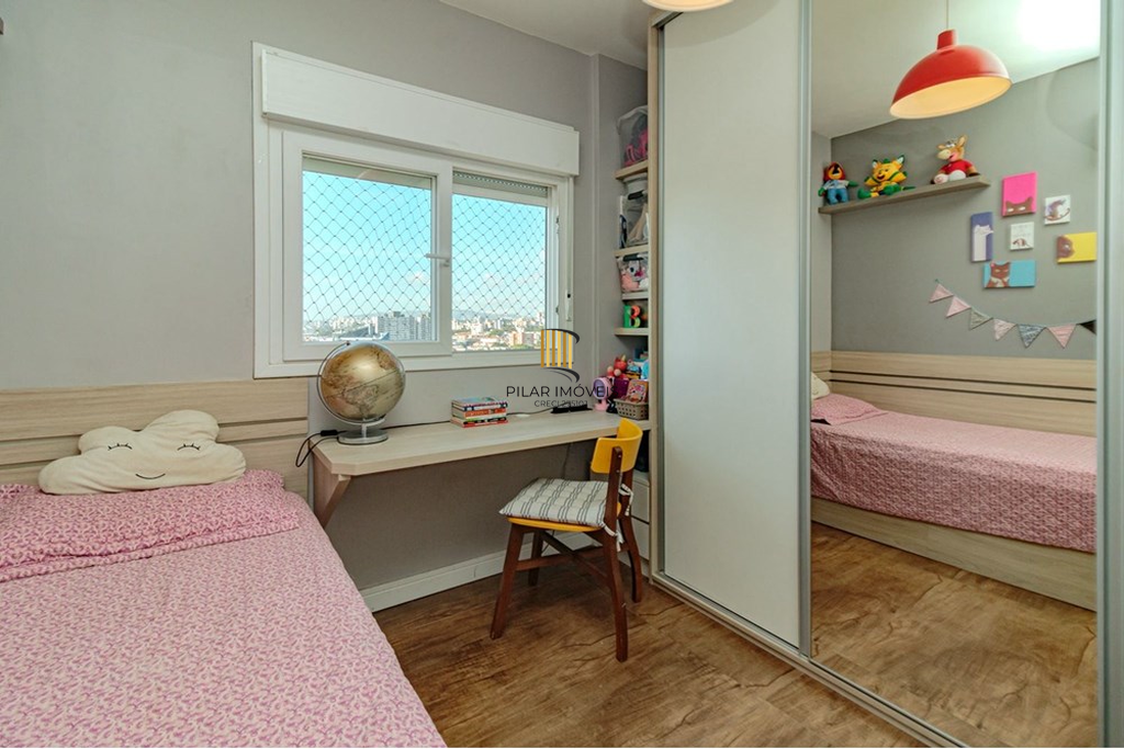 Apartamento 2 dormitórios no bairro Navegantes