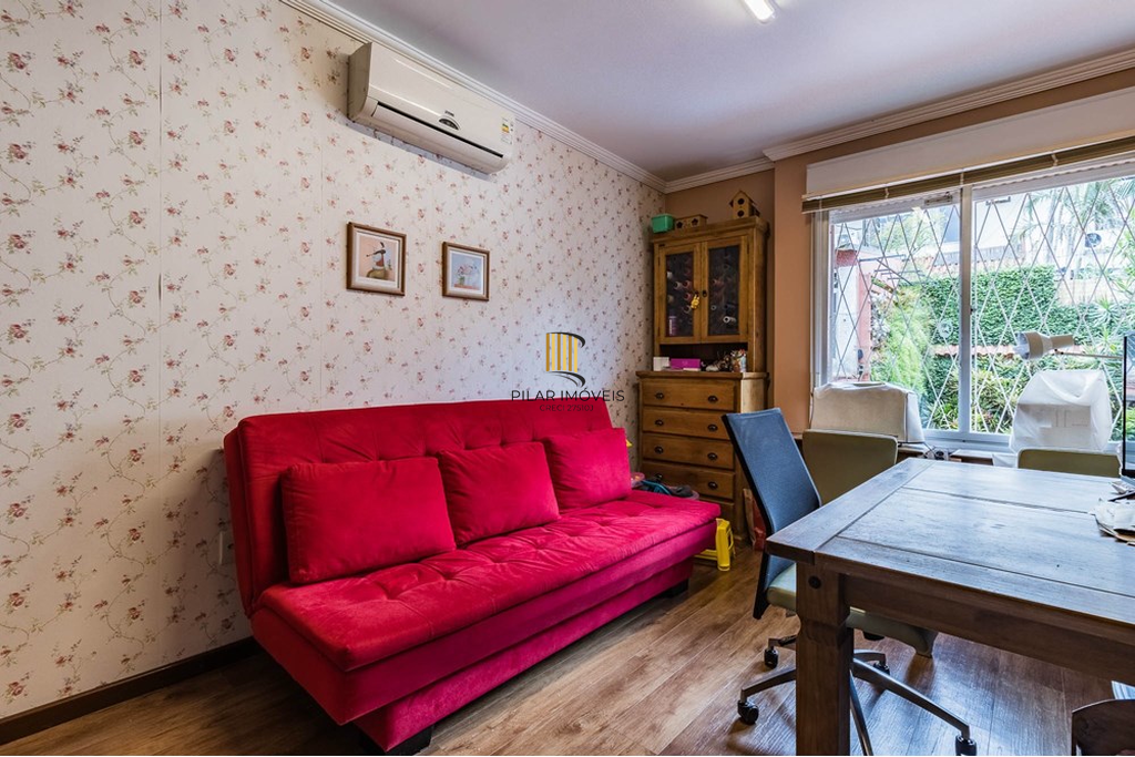 Casa 3 dormitórios no bairro Jardim Itu Sabará