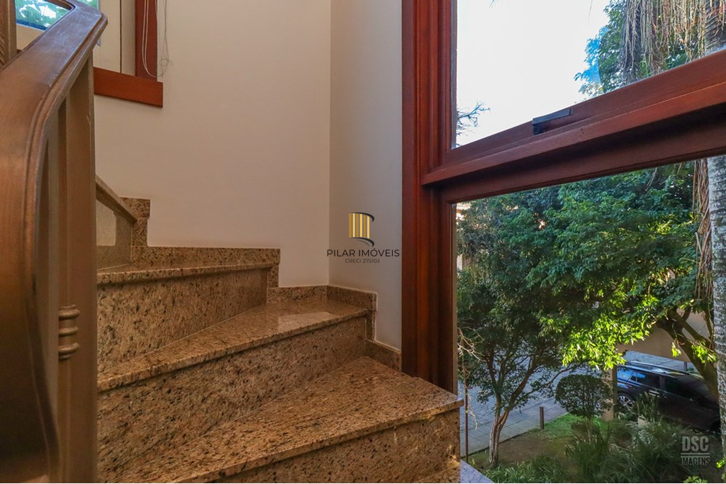 Casa de Condomínio 4 dormitórios no bairro Tristeza