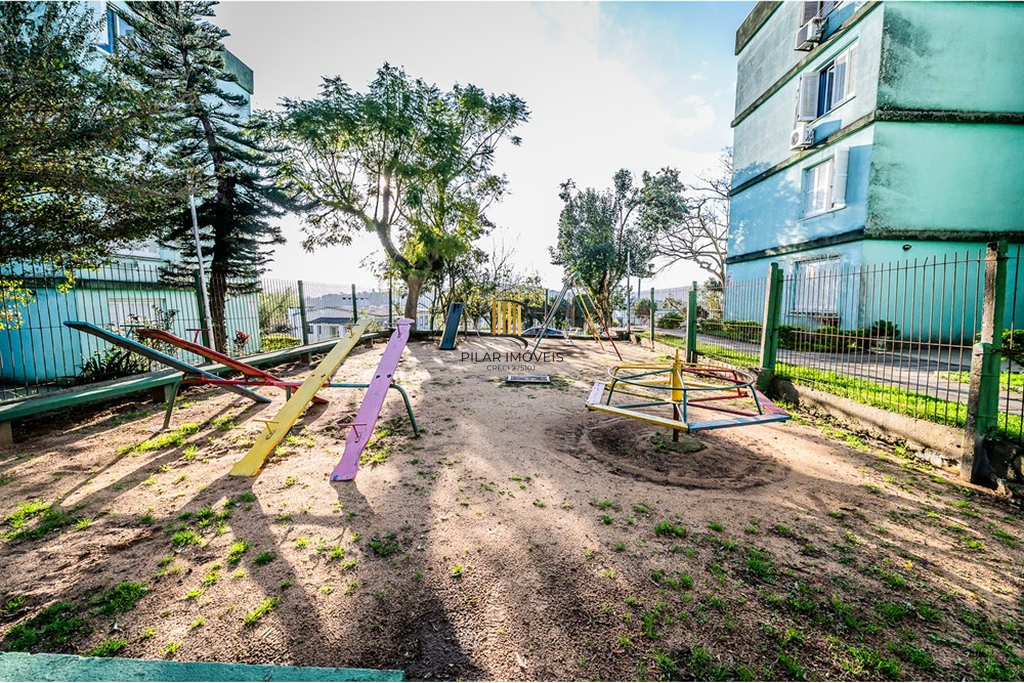 Apartamento 4 dormitórios no bairro Cristal