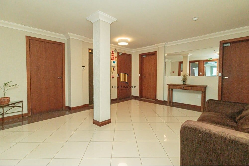 Apartamento 2 dormitórios no bairro Menino Deus