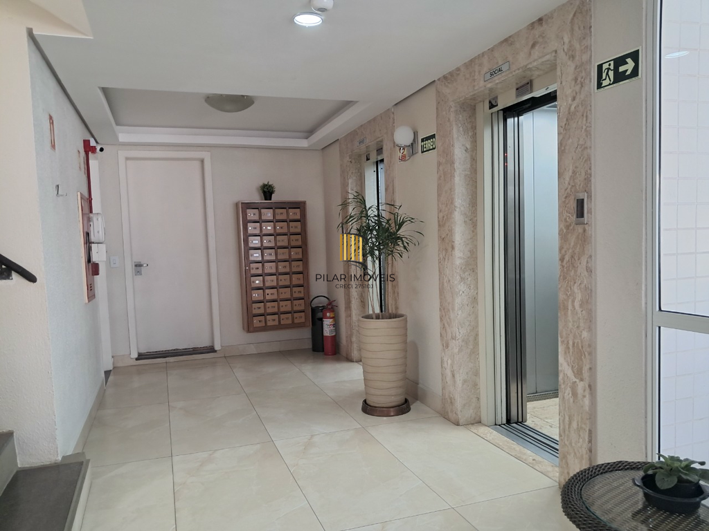 Apartamento 3 dormitórios no bairro Cristal