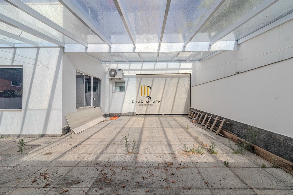 Casa 4 dormitórios no bairro Chácara das Pedras