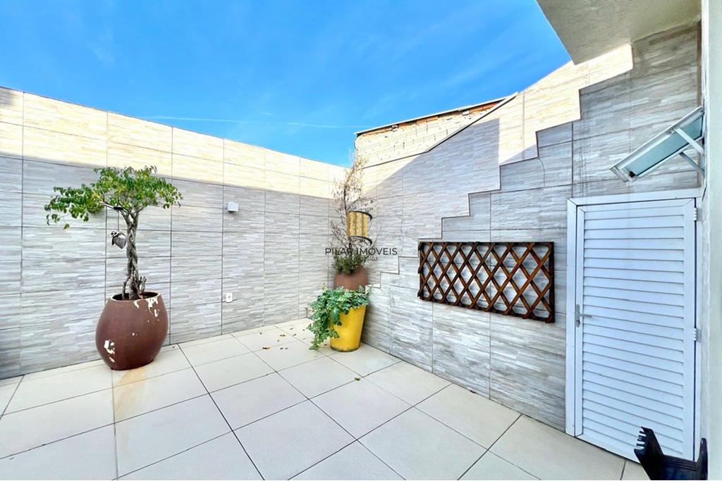 Casa 2 dormitórios no bairro Harmonia