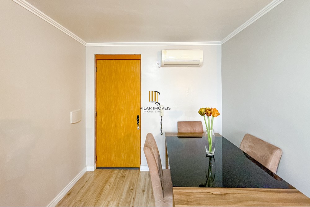 Apartamento 2 dormitórios no bairro Lomba da Palmeira