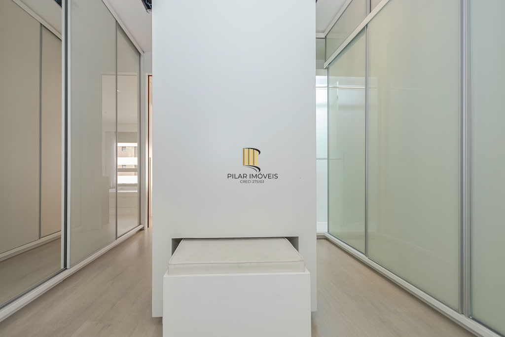 Triplex 3 dormitórios no bairro Bela Vista