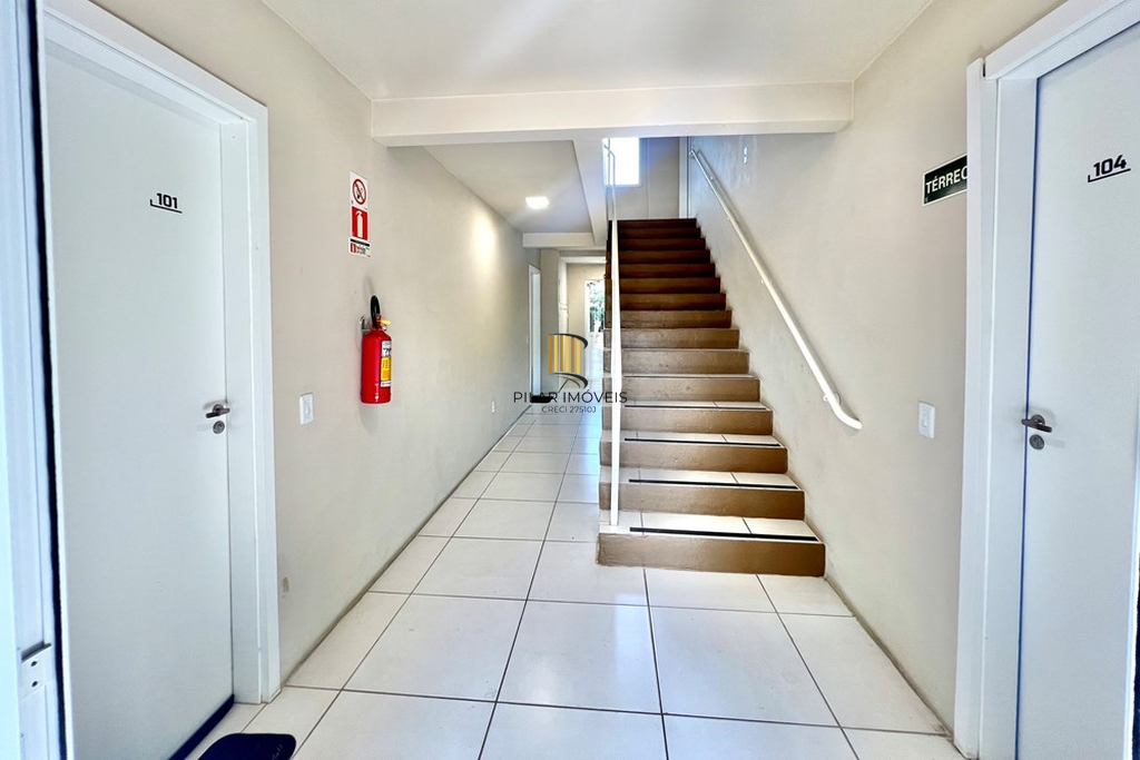 Apartamento 2 dormitórios no bairro Olaria