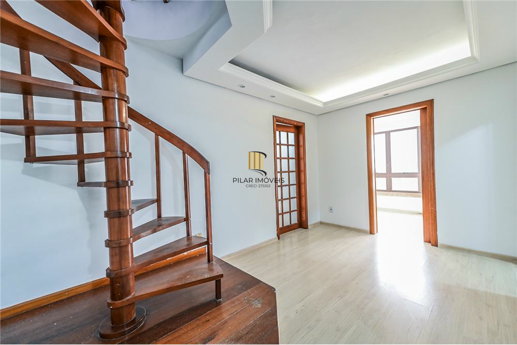 Cobertura 3 dormitórios no bairro Medianeira