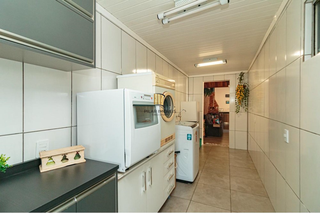 Casa 3 dormitórios no bairro Rubem Berta