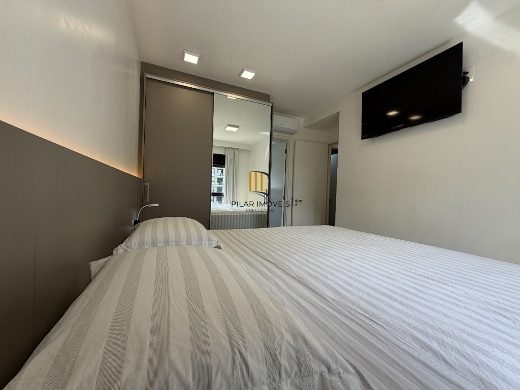 Apartamento 2 dormitórios no bairro Central Parque