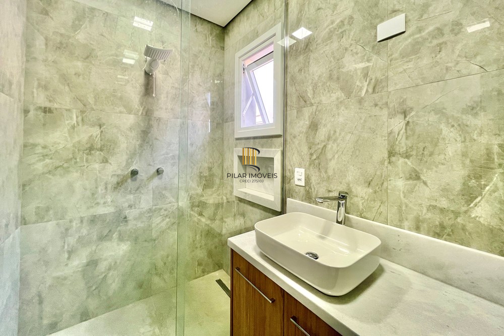 Casa de Condomínio 3 dormitórios no bairro Sanga Funda