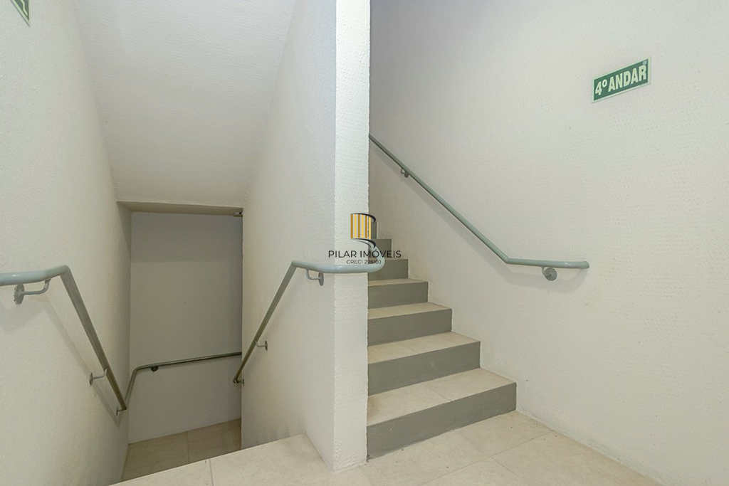 Apartamento 2 dormitórios no bairro Menino Deus