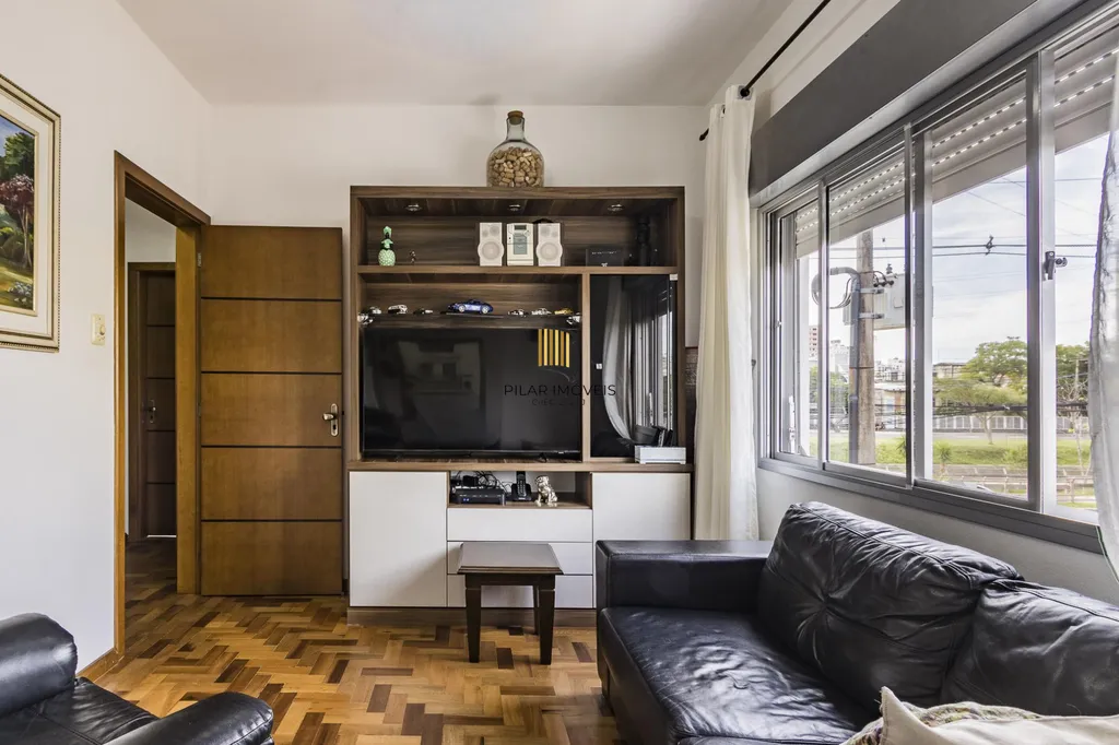 Apartamento 3 dormitórios no bairro Azenha