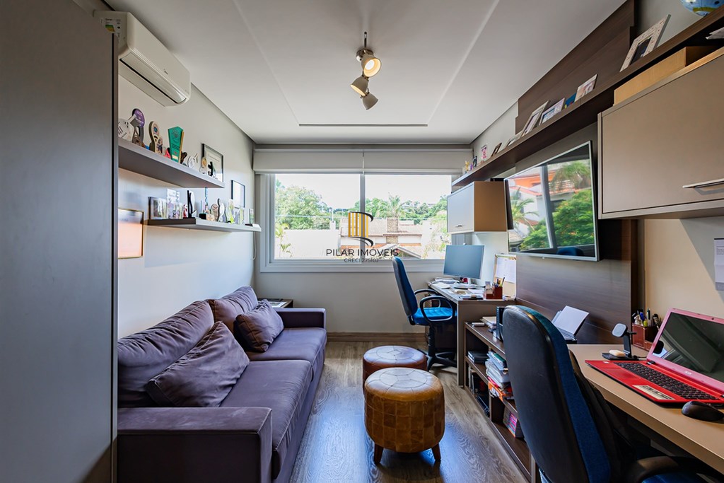 Casa 3 dormitórios no bairro Chácara das Pedras