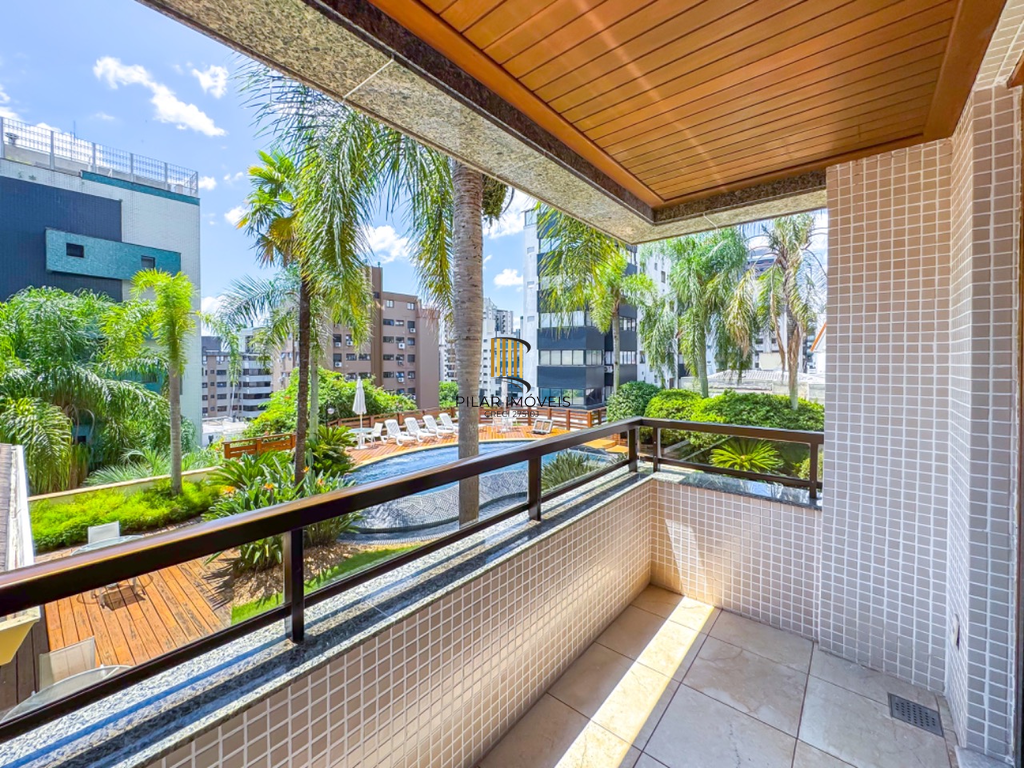 Apartamento 4 dormitórios no bairro Bela Vista