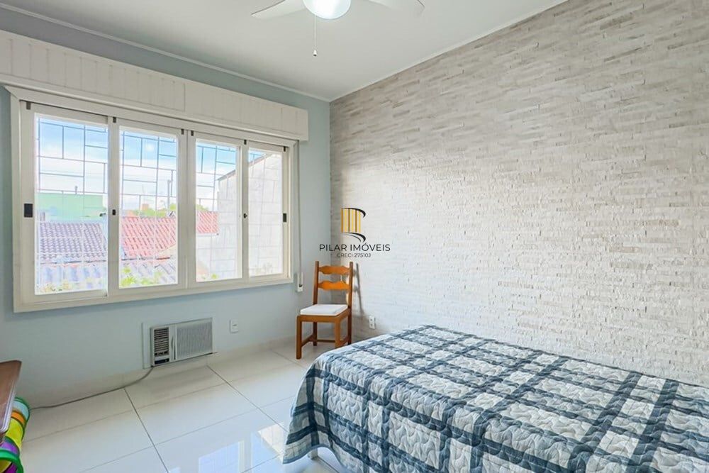 Casa 4 dormitórios no bairro Santa Maria Goretti