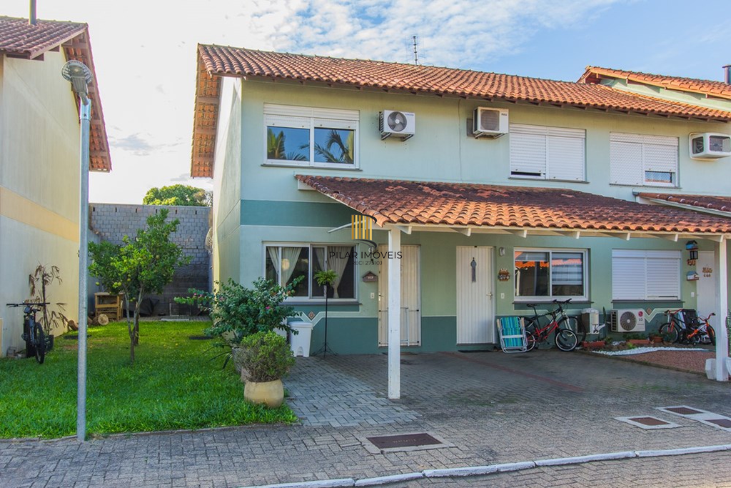 Casa 2 dormitórios no bairro Fátima