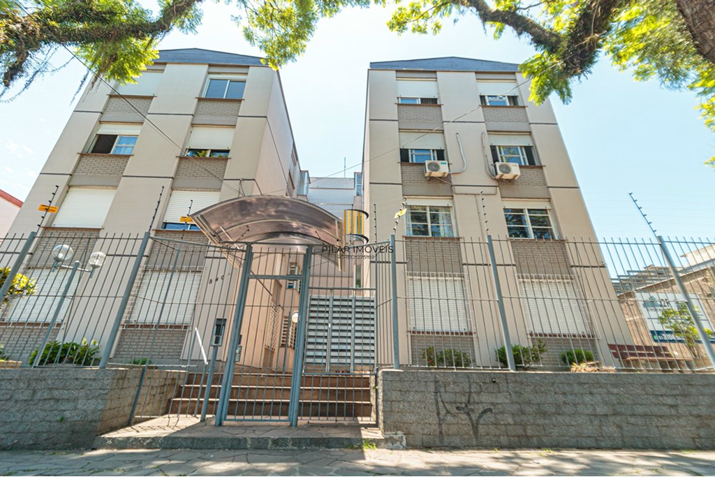 Apartamento 2 dormitórios no bairro Passo da Areia