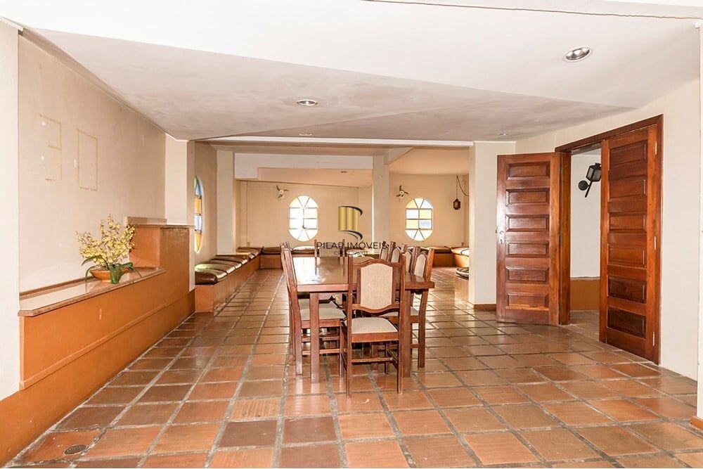 Apartamento 3 dormitórios no bairro Menino Deus