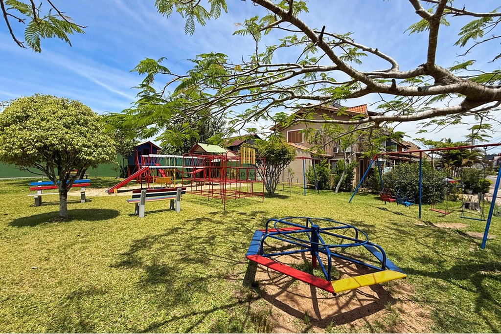 Casa de Condomínio 3 dormitórios no bairro Ipanema