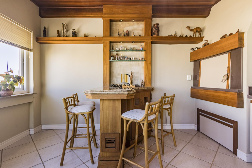 Cobertura 3 dormitórios no bairro Centro Histórico