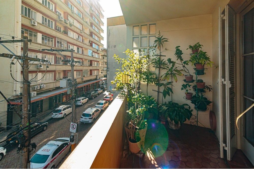 Apartamento 4 dormitórios no bairro Santana