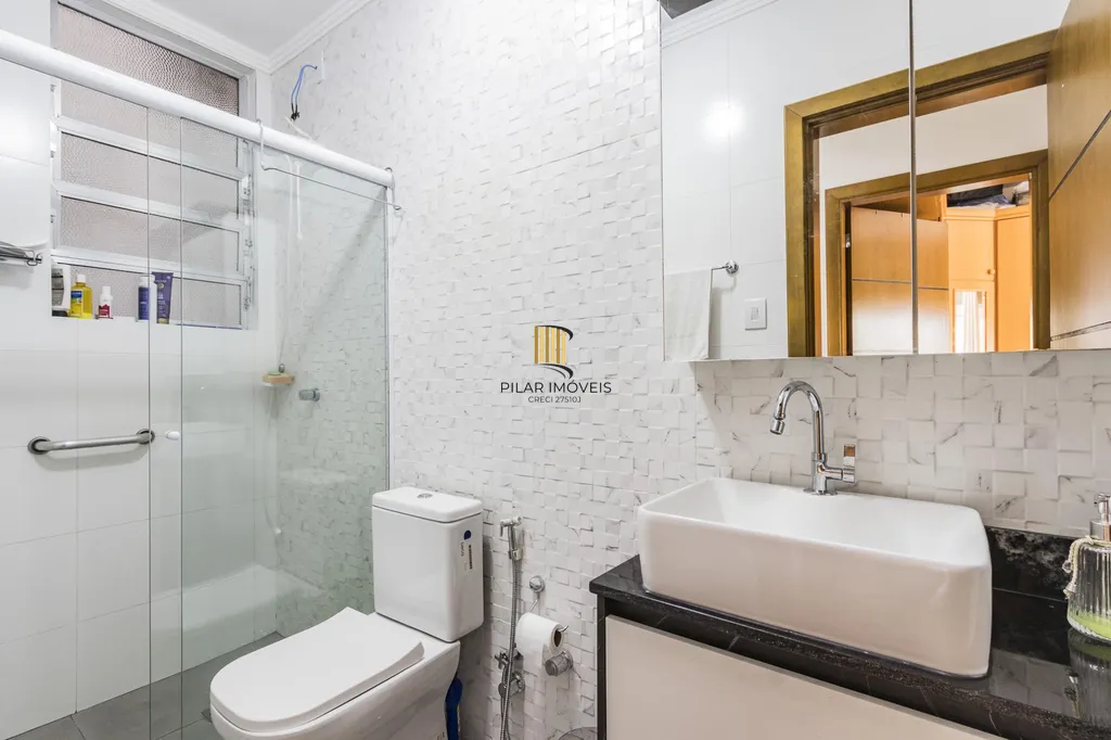 Apartamento 3 dormitórios no bairro Azenha
