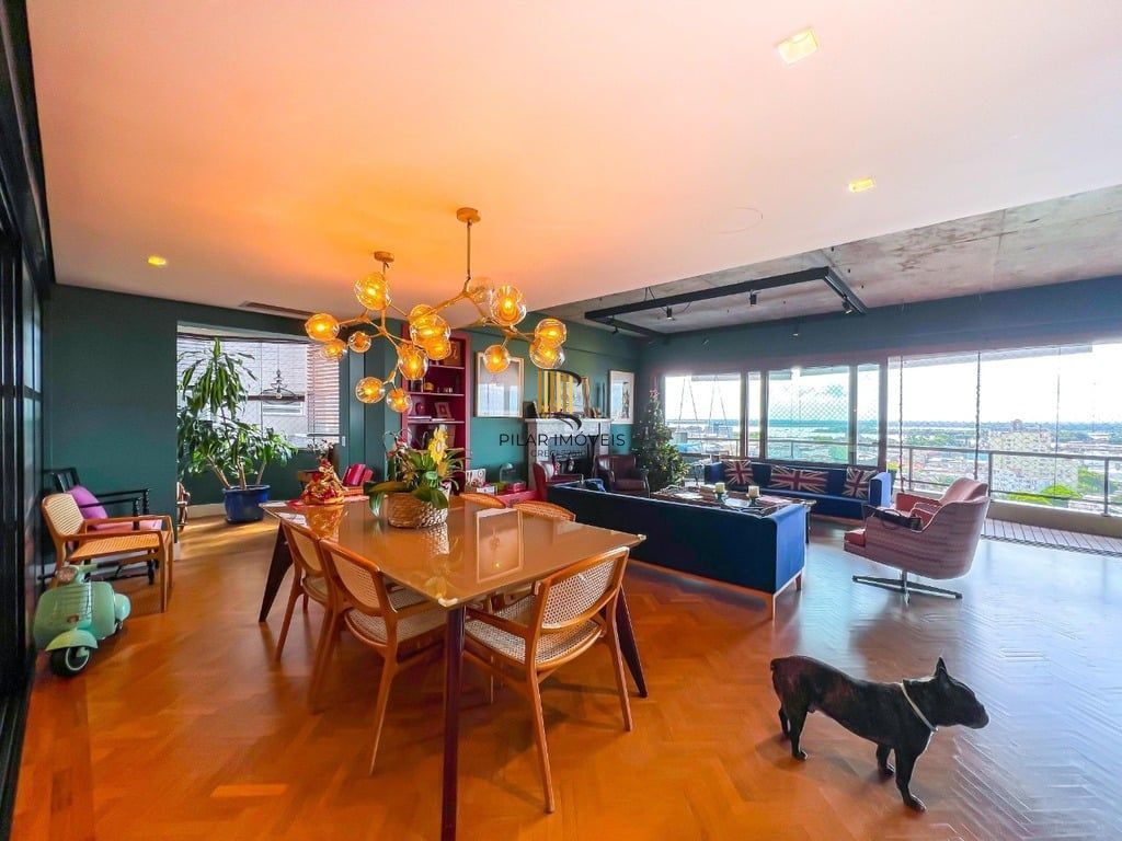Apartamento 3 dormitórios no bairro Moinhos de Vento