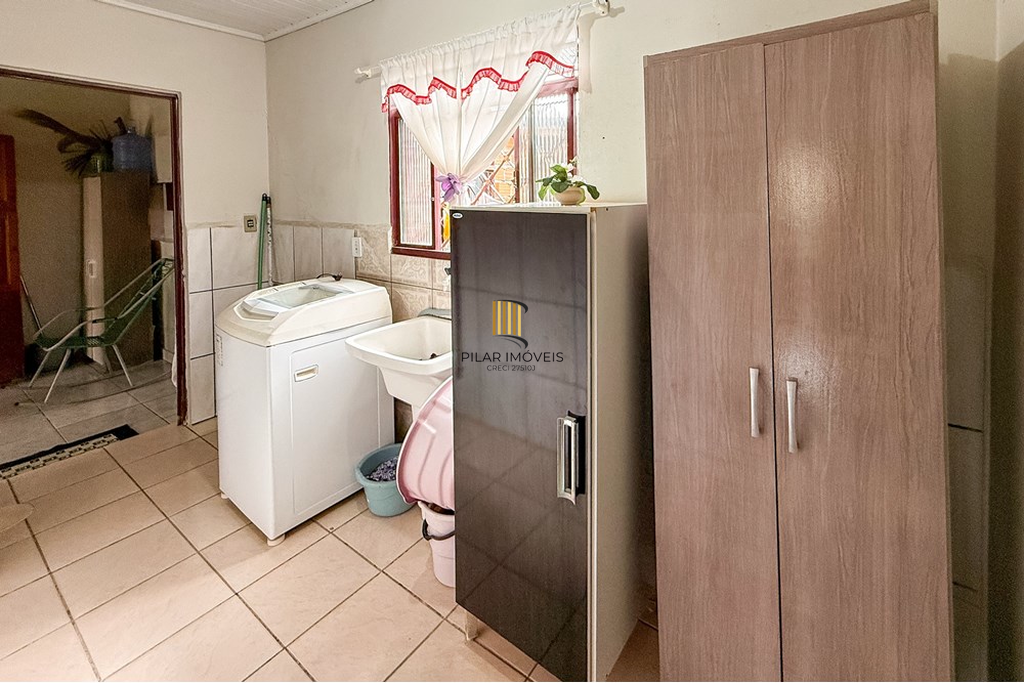 Casa 2 dormitórios no bairro Capão da Cruz