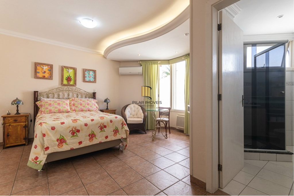 Casa de Condomínio 4 dormitórios no bairro Boa Vista