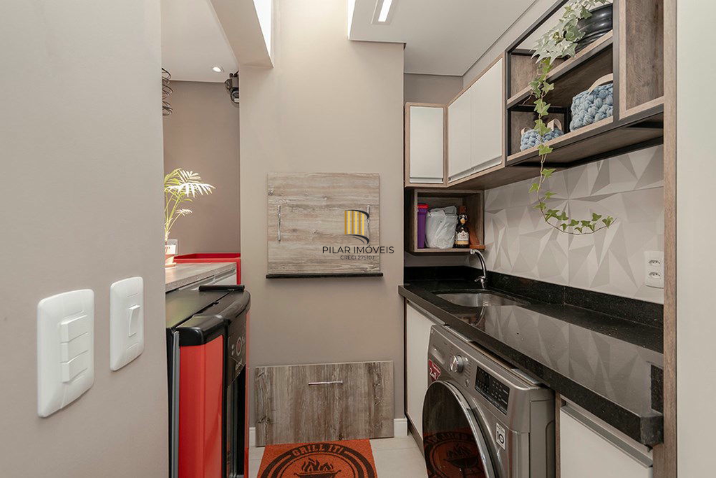 Casa 3 dormitórios no bairro Ipanema